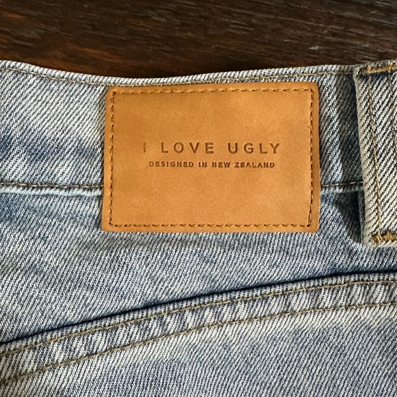 I love ugly jeans! - Picture 2 of 4